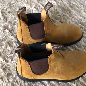 Children’s Blundstone Boots size 3